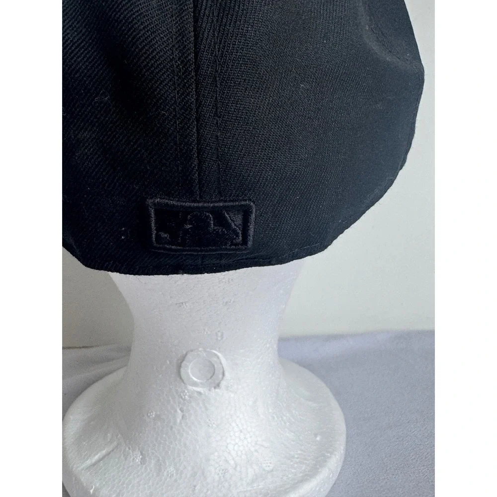 New Era 59FIFTY NY Yankees Fitted Hat‎ 7 1/2 Black on Black MLB Baseball Cap